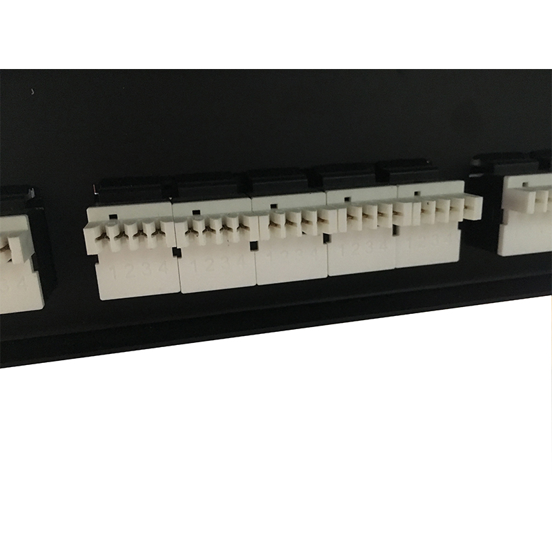 2U 19'' 50 porturi RJ11 Krone Jackets, Suport din oțel Cat3 Patch Panel Blank Neecranat Utp Cat3 RJ11 Patch Panel